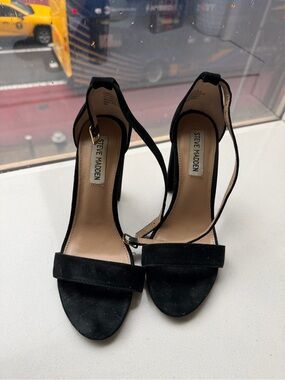 Steve Madden Black Suede Open-Toe Ankle Strap Heels